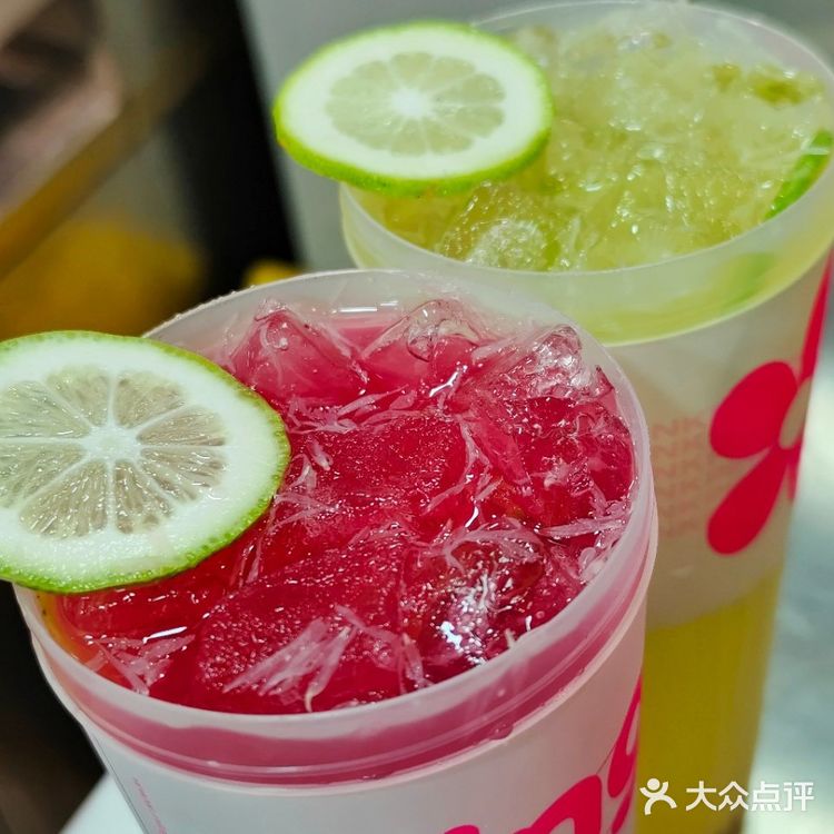 重庆42℃高温，柠季粉色冰块来降温吧！