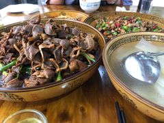 招牌烧鸭-一品红烧鸭特色川菜(三岔湖店)
