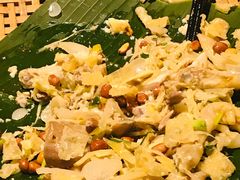 搅拌后的鸡-园林美食城·本土农家菜(杨和镇店)