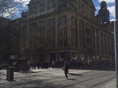 -De Bijenkorf百货公司
