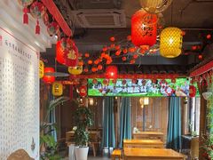 -头上红煨盐鸡·非遗院子餐厅