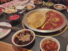 -沸炉重庆老火锅(军事博物馆店)