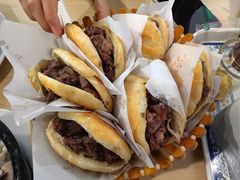 -闫家驴肉老店(华电一校店)