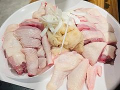 -润园四季椰子鸡火锅(卓越INTOWN店)