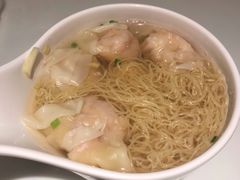 -新大咀港式茶餐厅(宝山万达店)