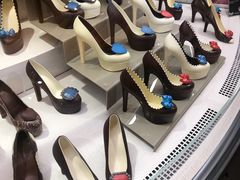 -文艺复兴百货(米兰大教堂广场店)