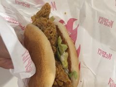 -麦当劳(世界城广场店)