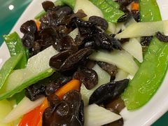 荷塘小炒-海尔巴格新疆餐厅(东来兴店)