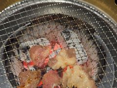 -山川小町·极番烧肉(新地假日广场店)