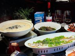 -许爷家·生态湖鲜(徐汇日月光店)