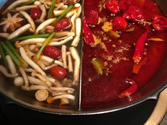 -湊湊火锅·茶憩(新中关购物中心店)