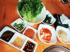 -唯成•韩国炭火烤肉 유성고기