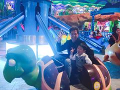 -青岛嘉年华主题乐园