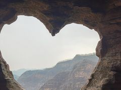 -爱情山风景区