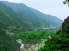 -汉中石门栈道风景区