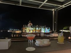 -瑰丽酒店·海吧·天际下午茶·现场DJ·天台酒吧