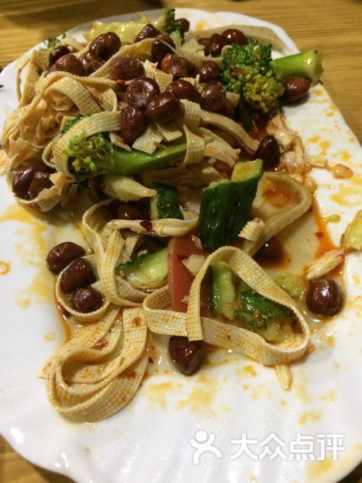 尤素福一分利烤肉店凉菜拼盘图片 - 第4张