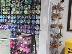 -垚火玩泥吧手作集合店·拼豆·陶艺