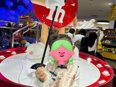 -m豆巧克力世界(上海世茂广场店)