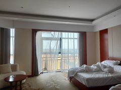 -兴芮温泉度假区