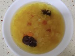 -爱的果实月嫂育婴师(世纪东方店)