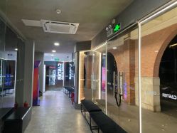 -CASTER跳舞俱乐部