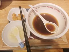 -呷佬·长沙手工米粉(金沙江路店)
