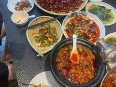 -万重锦·人文川菜馆(骡马市店)