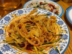 秘制凉皮-柴窝堡22号辣子鸡·传承新疆菜