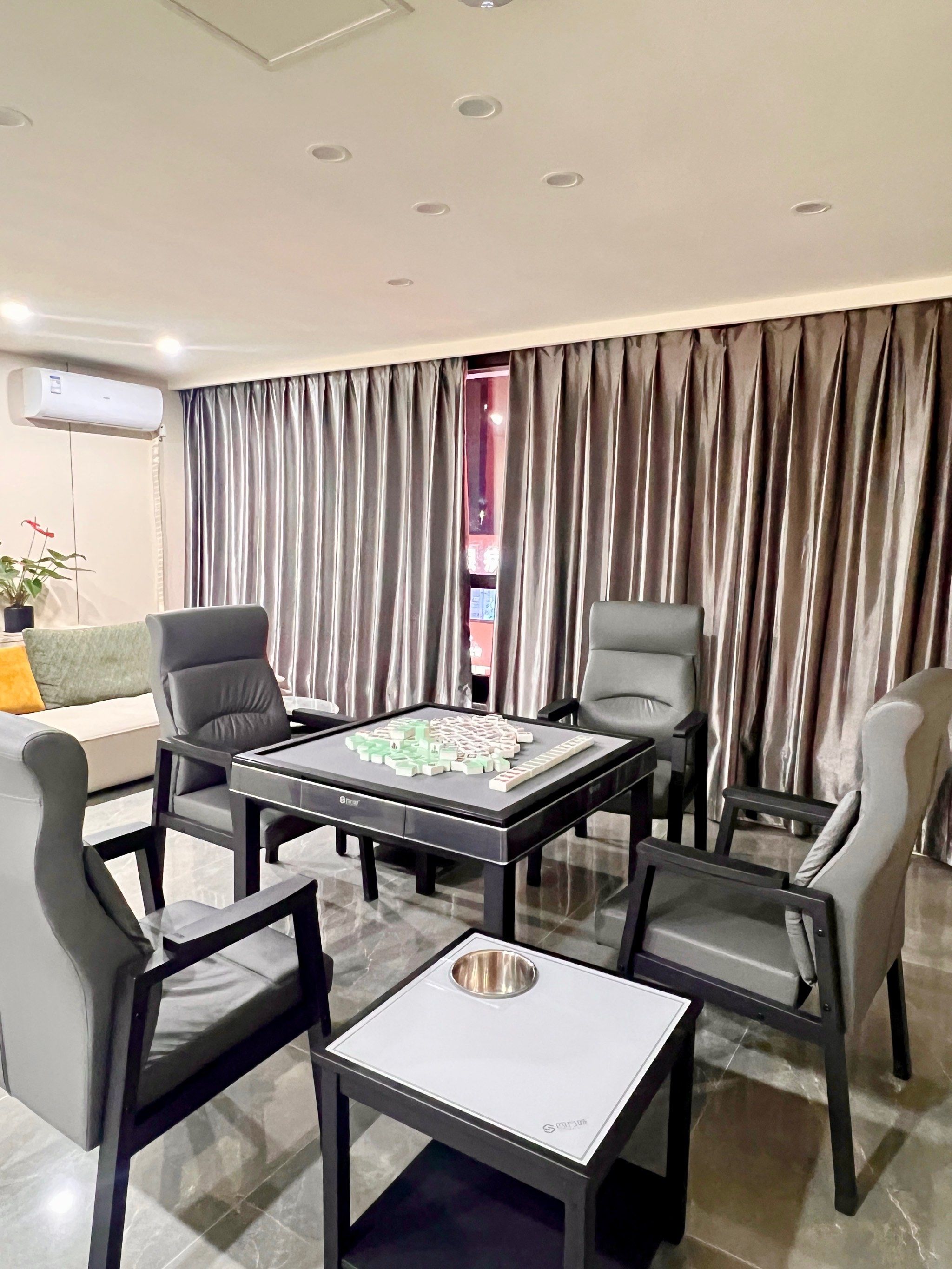 被这个棋牌室给豪华到了!