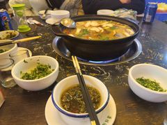 -尚品牛味汤锅火锅(康定总店)