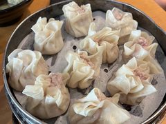 冬笋鲜肉烧麦-真真鲜馄饨店(启蒙路店)