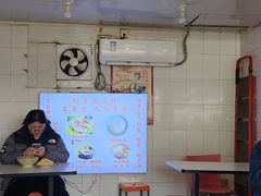 -烤鸭肉夹馍鸭汤店