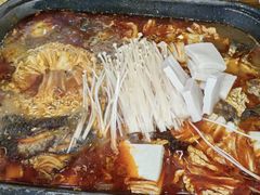 -鱼众不同·鸡公煲·烤全鱼(国顺路店)