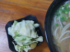 -花溪巷牛肉粉(泉城路店)