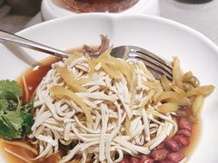 -小厨娘绣中淮扬(总统府大行宫店)
