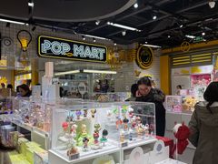 -泡泡玛特POPMART(上海环球港店)