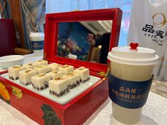 -品海楼·大连海胆锅贴馆(东港店)