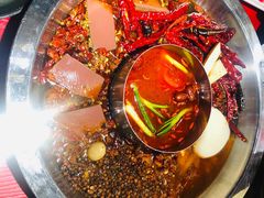 -谭鸭血老火锅(万象九宜城店)
