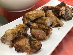 烧排骨-银峰农庄·特色烧鸡·鲜无花果浸鸡