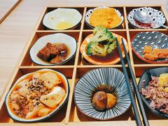 -轻蔬不用等·素食(江苏路店)