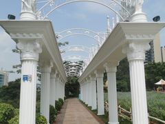 -龙凤山庄影视度假村