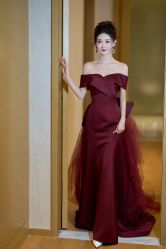 -欣薇婚纱(新源乐汇城店)