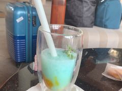 -亚龙湾喜来登·美景台大堂吧