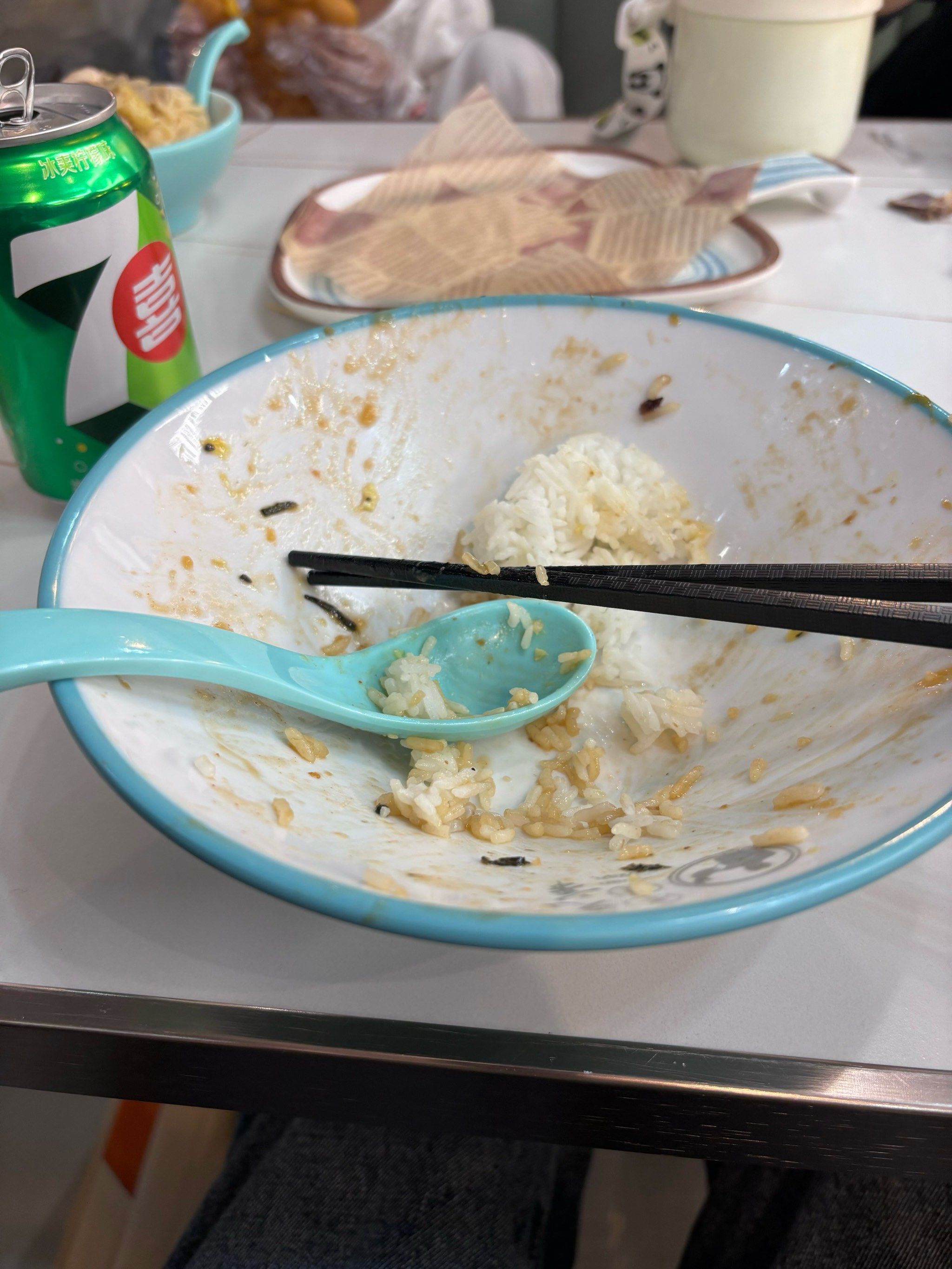 把饭吃光光是对餐饮店的认可