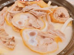 -正東记港味烧腊餐室(天鹅湖银泰城店)