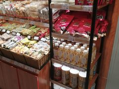 -来伊份(前进西路万象汇店)