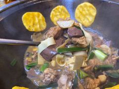 -曹丞相·地锅鸡·地锅鱼(武林店)