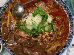 -王朝大酒店徐汇店-地面停车场