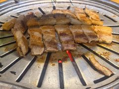 -老炉家木炭烤肉(长江国际店)